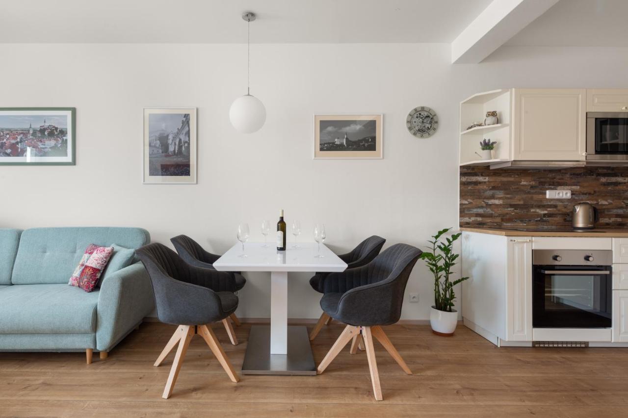 Ferienwohnung Rezidence Konevova, Mikulov Exterior foto