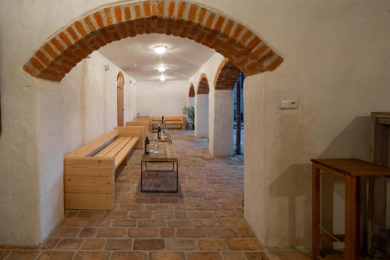 Ferienwohnung Rezidence Konevova, Mikulov Exterior foto