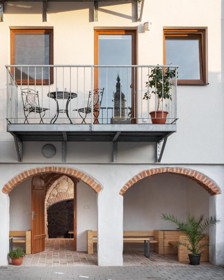 Ferienwohnung Rezidence Konevova, Mikulov Exterior foto