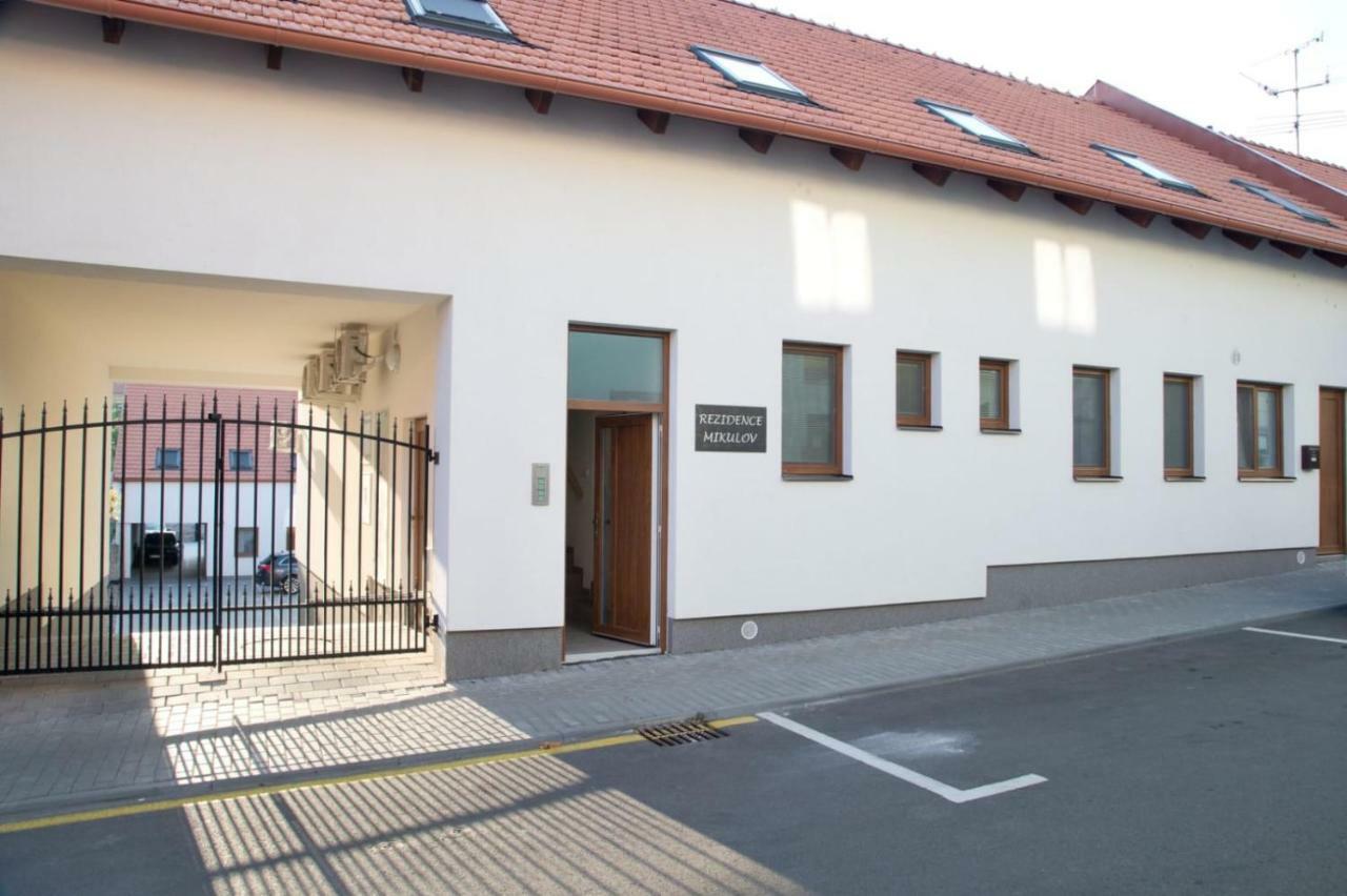 Ferienwohnung Rezidence Konevova, Mikulov Exterior foto